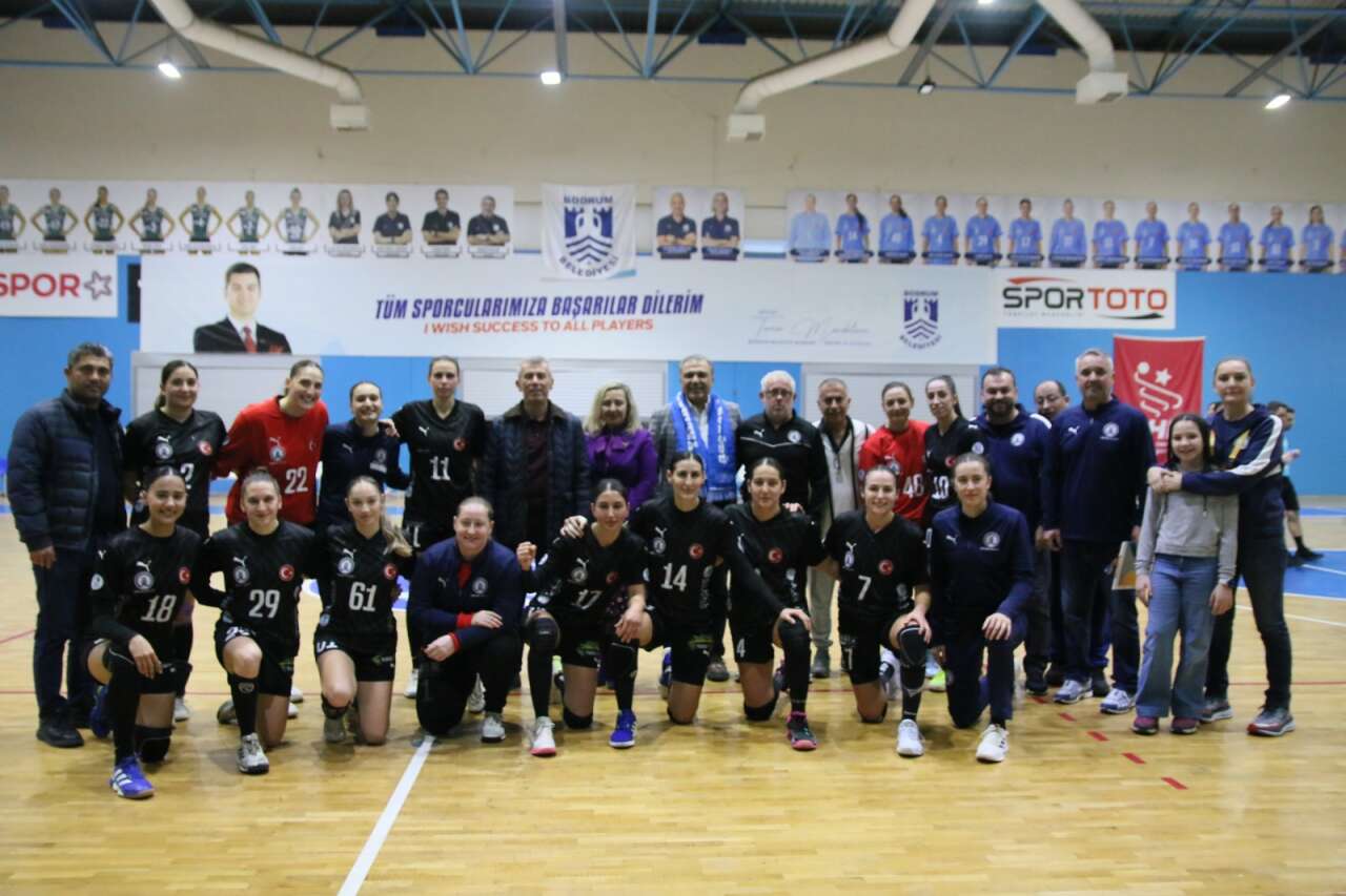 Armada Praxis Yalıkavak, Evinde Hata Yapmadı: Ortahisar Engelini 28-26 ile Aştı 1